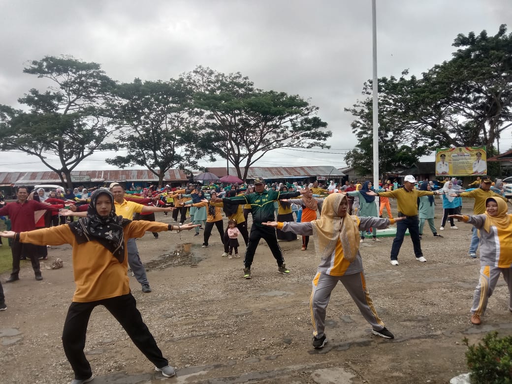 Sambut HUT PGRI Ke-77, Anggota Koramil 03/Tpl hadiri Kegiatan Olahraga Bersama