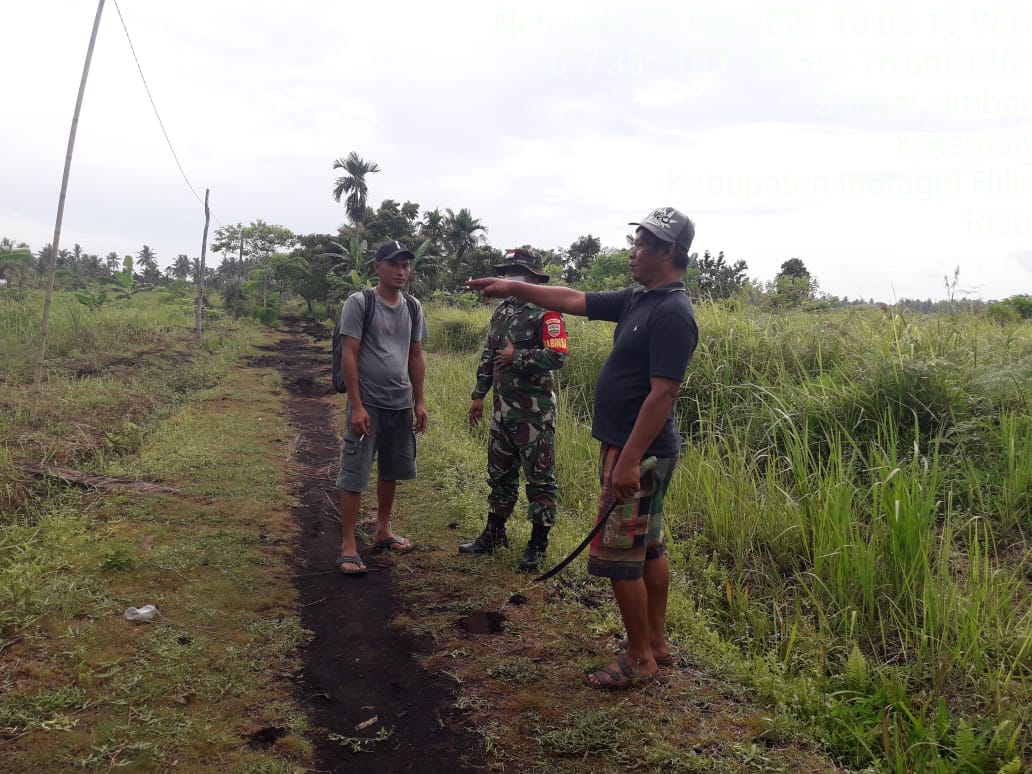Babinsa Serda Lendi Piter Terus Lakukan Sosialisasi Bahaya Karlahut