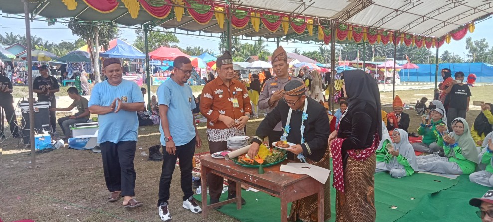 Karnaval Budaya Meriahkan Puncak HUT ke-35 Kampung Empang Pandan, Ribuan Warga Tumpah Ruah