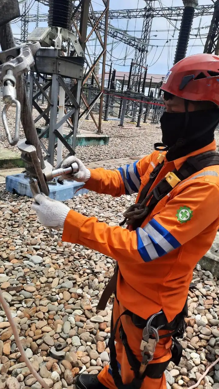 PLN ULTG Teluk Lembu Sukses Atasi Hotspot Wave Trap di GI Garuda Sakti, Jaga Keandalan Transmisi Sumatera PLN ULTG Teluk Lembu Sukses Atasi Hotspot Wave Trap di GI Garuda Sakti, Jaga Keandalan Transmisi Sumatera