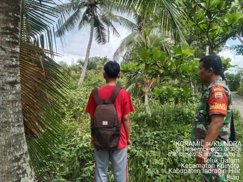 Babinsa Koramil 04/Kuindra Turun Untuk Laksanakan Patroli Karlahut