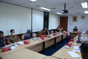 Sekretariat DPRD Provinsi Riau Melakukan Rapat Internal Di Ruang Rapat Fungsional Perisalah