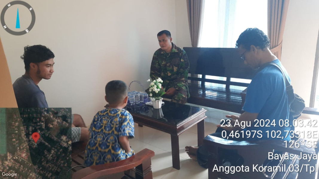 Jalin Silaturahmi, Babinsa Koramil 03/Tpl Serma Damrianto Sambangi Rumah Warga Desa Binaan