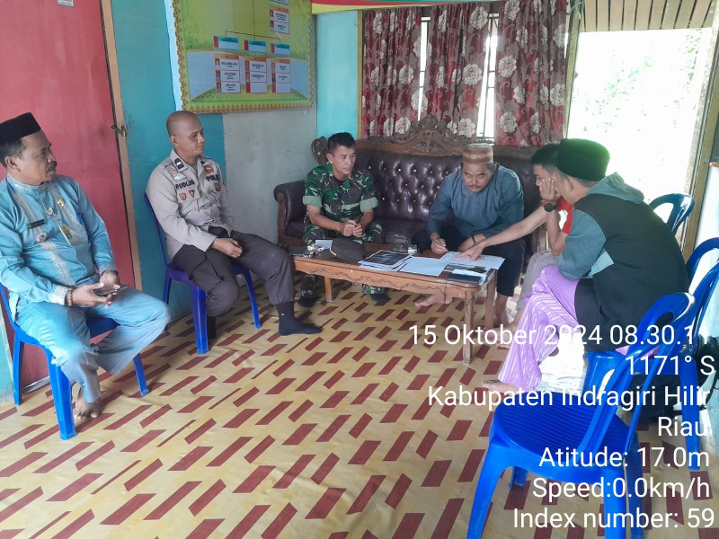 Dengan Kebersamaan, Babinsa Pelda Nofiandi Ajak Masyarakat Untuk Sukseskan Pilkada Damai 2024