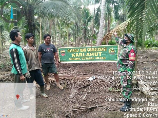 Patroli Karhutla di Desa Pengalihan Terus Digencarkan Koramil 02/Tanah Merah