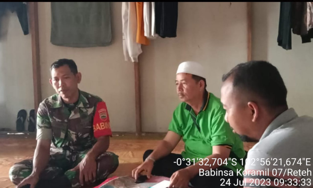 Sertu Yadi Yanto Selalu Aktif Di Tengah-tengah Masyarakat Untuk Memberikan Pengarahan