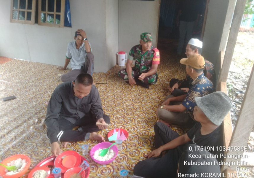 Saling Bahu-membahu, Babinsa Koramil 10/Pelangiran Lakukan Sosialisasi Hidup Sehat