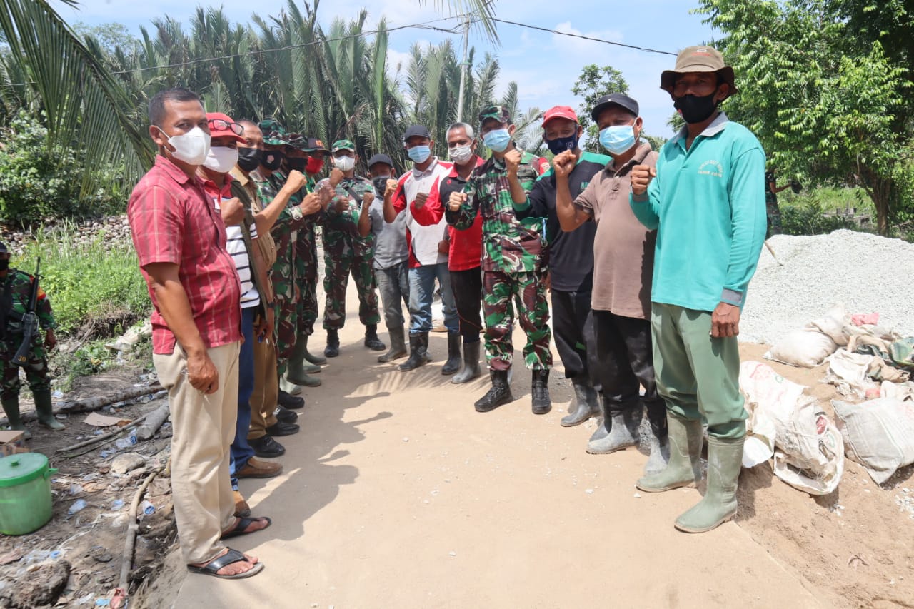 Dandim 0314/Inhil Tinjau Sasaran Kedua Jalan Penghubung Teluk Bunian dengan Beringin Jaya