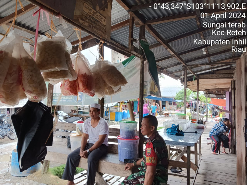 Koramil 07/Reteh Himbau Masyarakat Untuk Hindari Narkoba dan Jaga Kebersihan Lingkungan