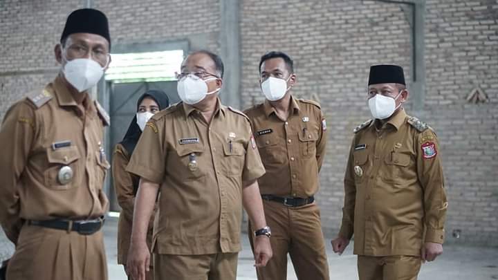 Plt Wali Kota Tanjungbalai Tinjau Posko Karantina Bagi PMI Asal Malaysia 