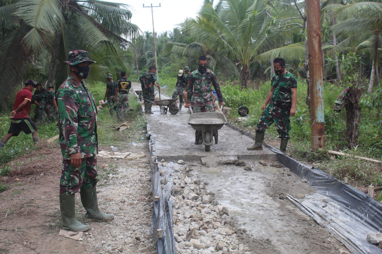 Dan SSK Satgas TMMD: Antusias Masyarakat Bergotong Royong Sangat Luar Biasa