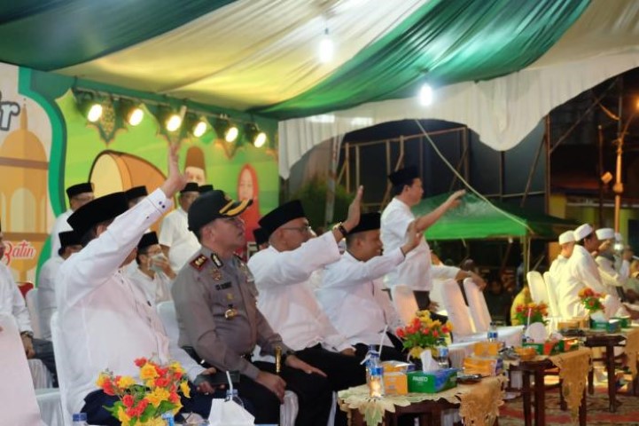 Pawai Takbir Hari Raya Idul Fitri 1439 H di Inhil Berlangsung Meriah 