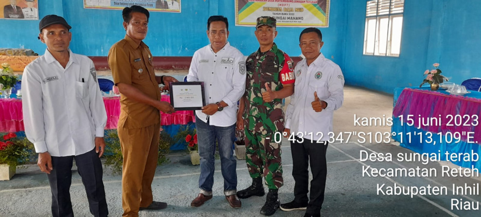 Komsos Sekaligus Pemberian Bansos Kepada Warga Binaan Yang Didampingi Koramil 07/Reteh