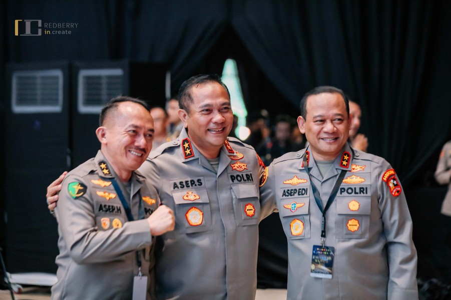 IRJEN POL. ASEP SAFRUDIN KAPOLDA KEPRI HADIRI RAPAT LINTAS SEKTORAL, POLRI SIAPKAN 2.835 POSKO PENGAMANAN UNTUK PUNCAK ARUS MUDIK DAN BALIK LEBARAN 2025