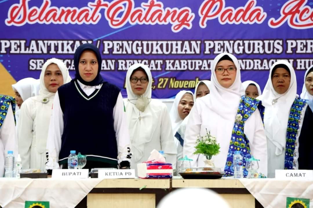 Hadiri Pelantikan Persatuan Majlis Taklim se-Kecamatan Rengat, Ini Harapan Bupati Rezita