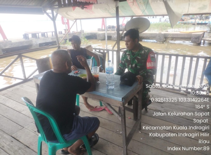 Babinsa Koramil 04/KDR Himbau Masyarakat Jaga Keamanan dan Ketentraman