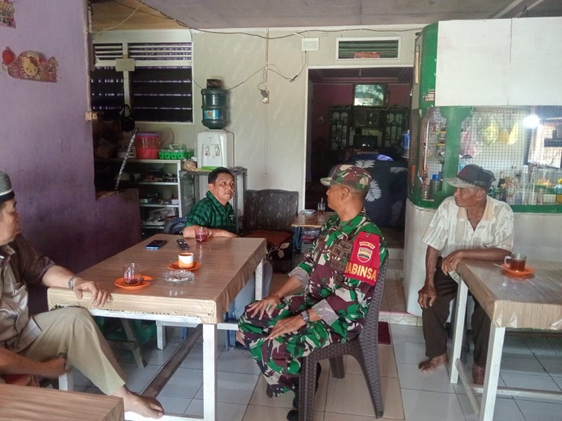 Babinsa Sertu M. Ade Putrawan Perkuat Jaringan Mitra Karib, Wujudkan Sinergi dan Kemitraan yang Kuat