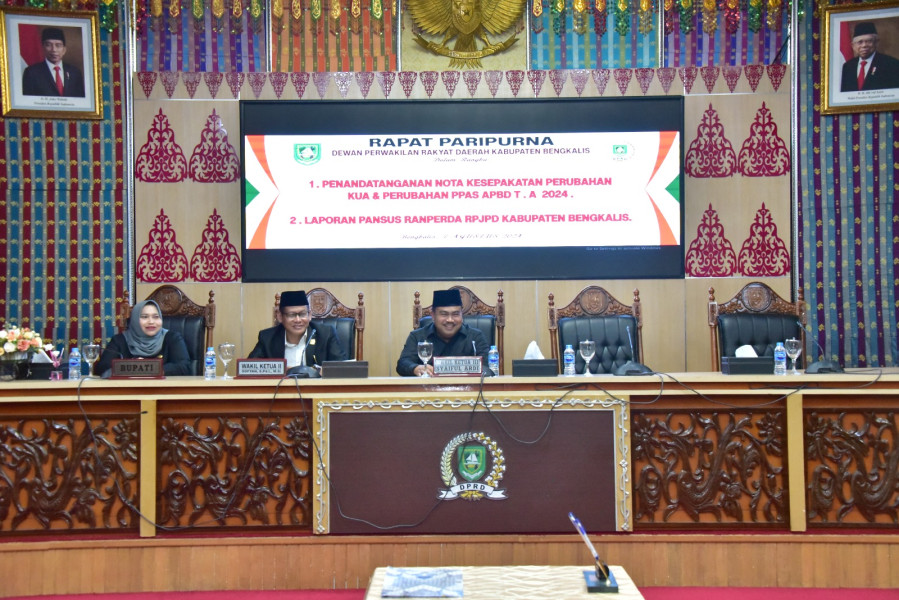 DPRD Bersama Bupati Bengkalis Laksanakan Penandatanganan Nota Kesepakatan Perubahan KUA PPAS TA 2024