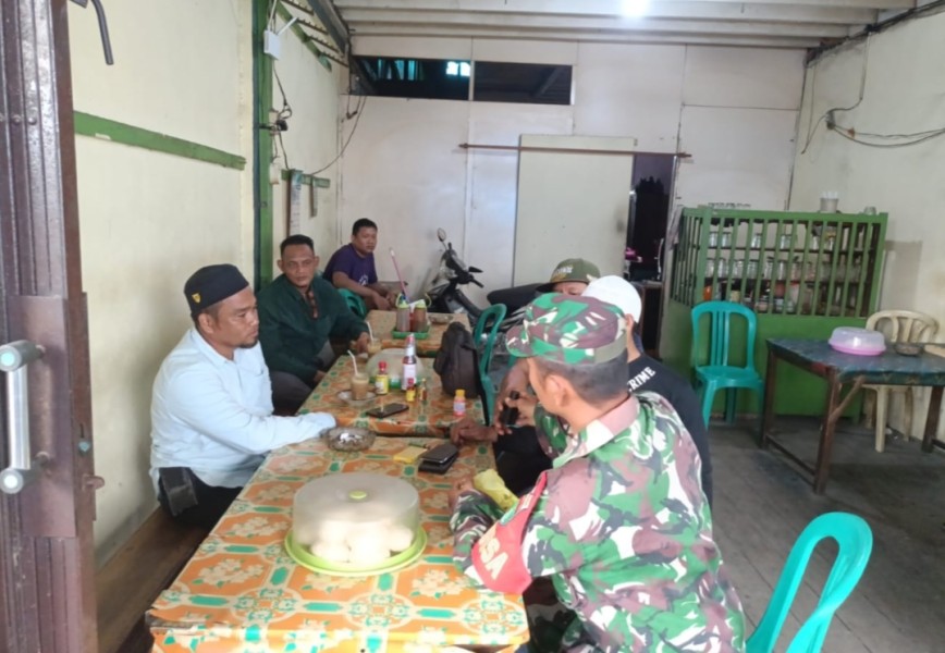 Babinsa 05/Gas Serda Rudi Hartono Ciptakan Keakraban dan Kehangatan dengan Warga Binaan