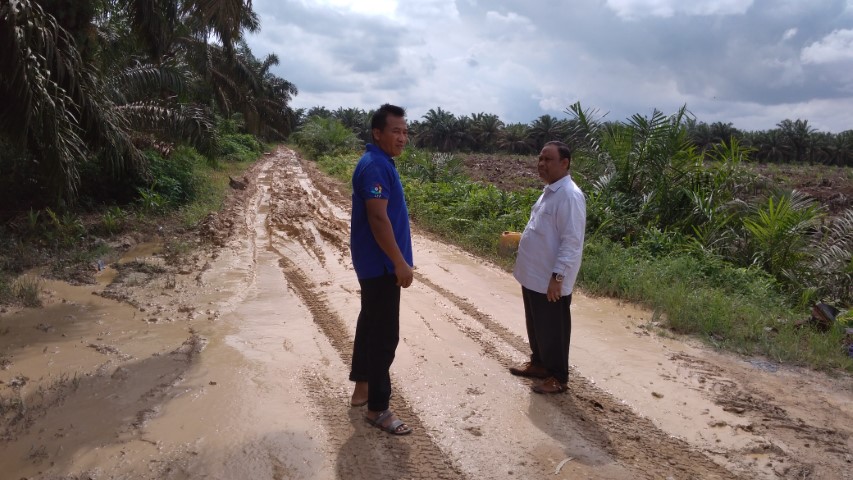 Anggota DPRD Siak Ini Mengatakan, Jalan Dusun Lubuk Miam Perlu Perhatian Serius