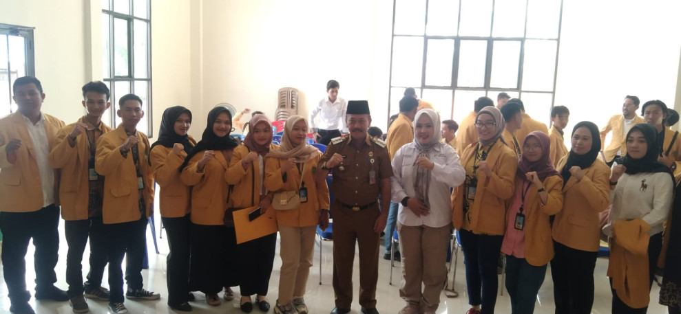 Camat Tembilahan Resmi Melepas Mahasiswa KKN Unisi Tahun 2024