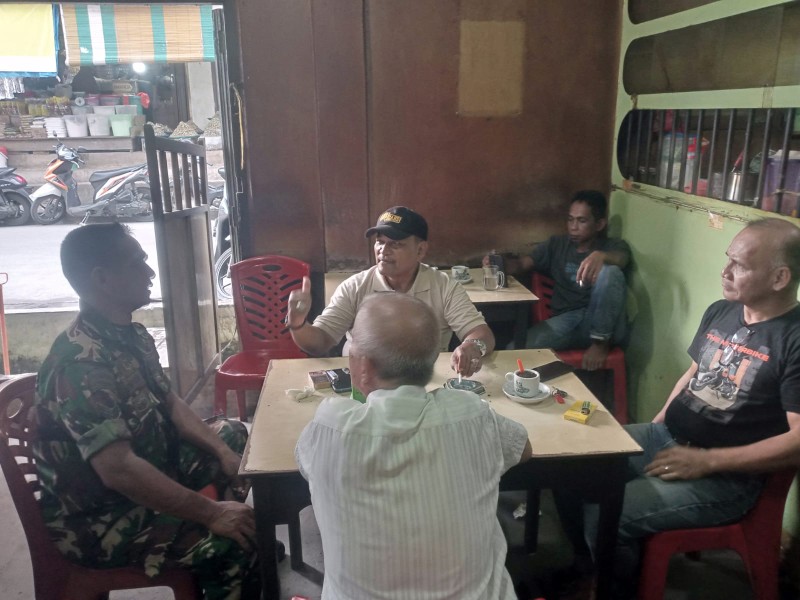 Sebagai Bentuk Kepedulian, Babinsa Koramil 04/Kuindra Rutin Laksanakan Komsos