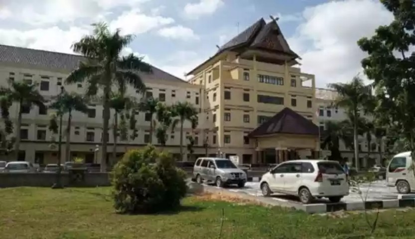 Hasil SWAB Seorang Karyawan RSUD Mandau Positif Covid-19, Dirut dan Puluhan Karyawannya Karantina Ma