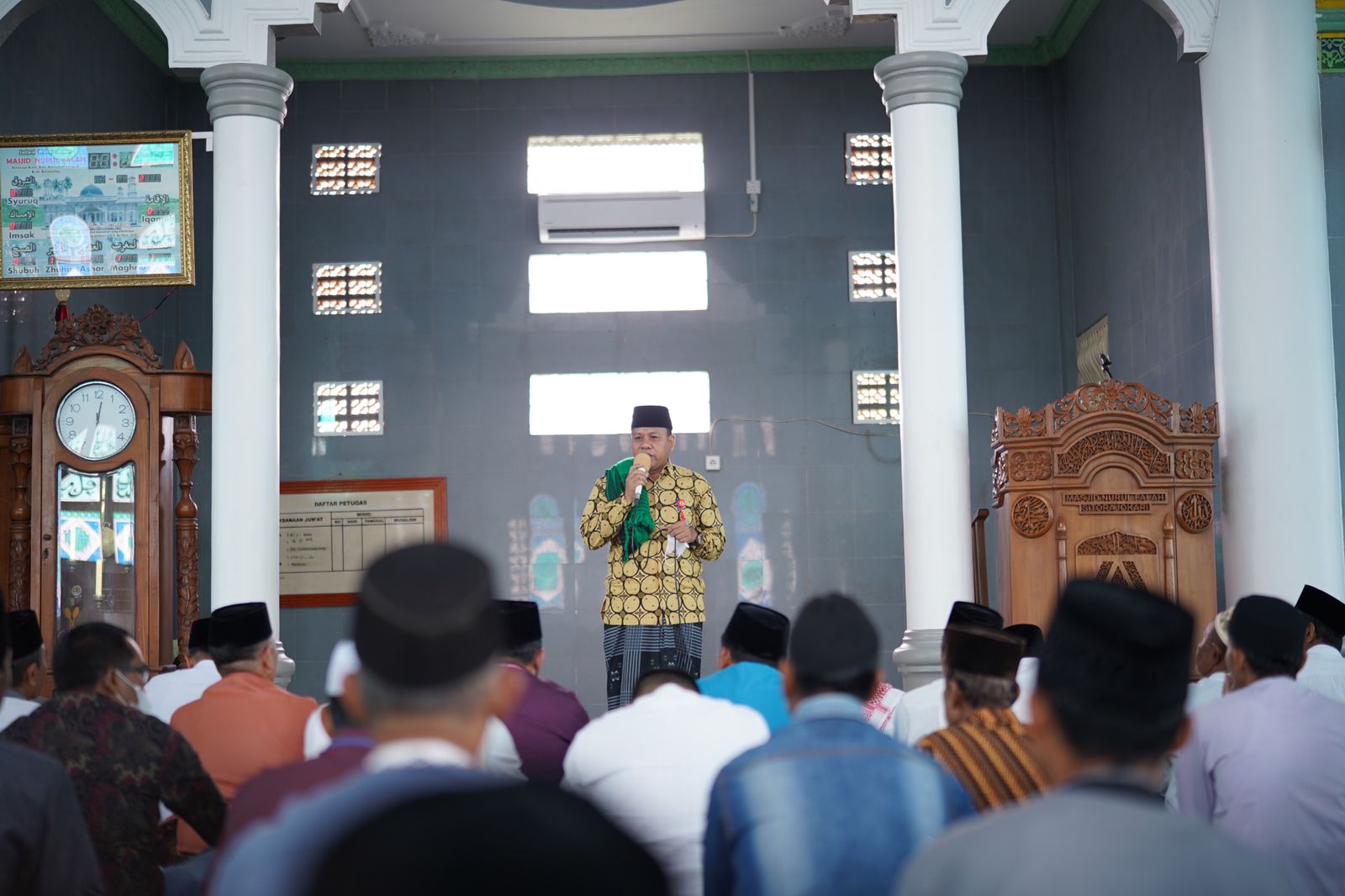 Gelar Safari Jum’at, Plt Bupati Kuansing Berharap Masyarakat Makmurkan Masjid
