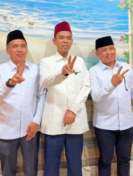 UAS Sampaikan Dukungan untuk Paslon Bermarwah dan Fermadani