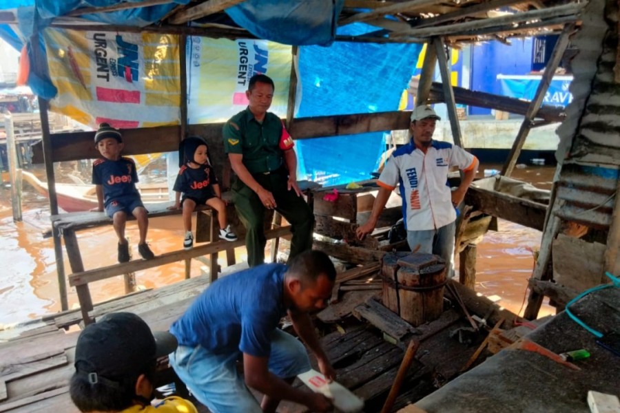 Untuk Meningkatkan Sinergitas dengan Masyarakat, Babinsa Koramil 05/Gas Laksanakan Komsos