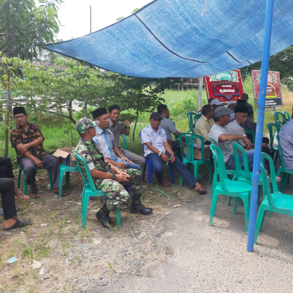 Jaga Hubungan Baik, Koramil 07/Reteh Laksanakan Komsos Sekaligus Melayat Ke Rumah Salah Satu Warga Binaan