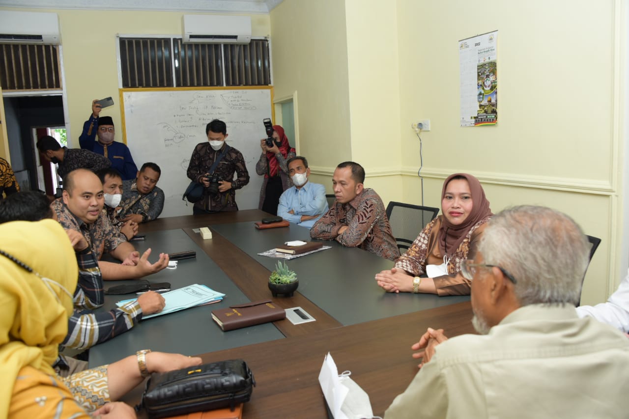 Hadiri Tukwan Podcase Channel, Kasmarni Sampaikan 8 Program Unggulan Kabupaten Bengkalis