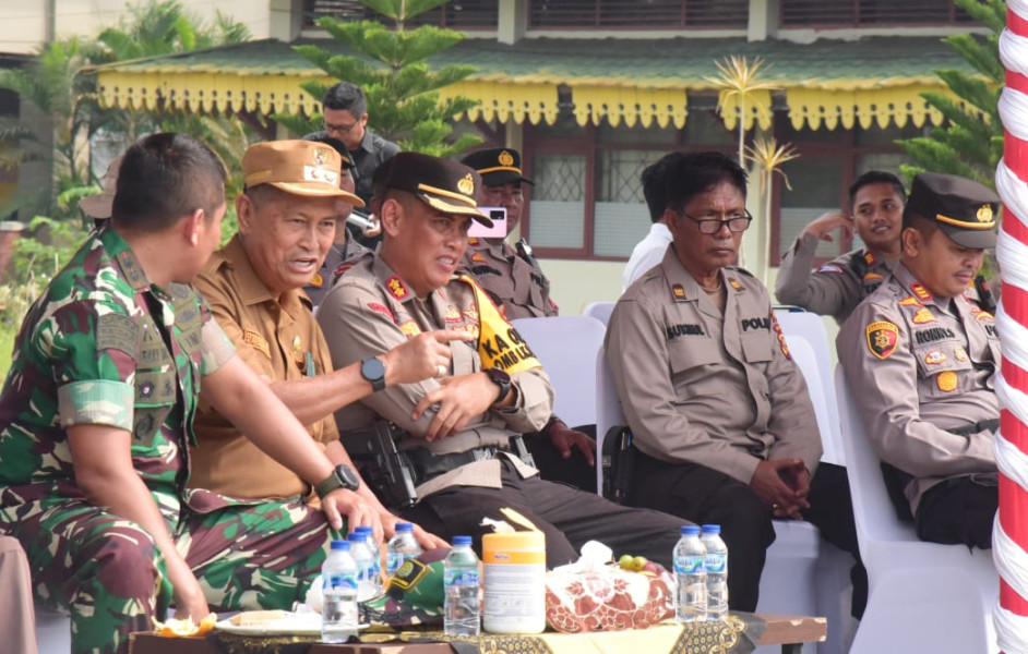 Wabup H.Syamsuddin Uti Ikuti Apel Gelar Pasukan Operasi Mantap Brata Lancang Kuning 2023 – 2024.