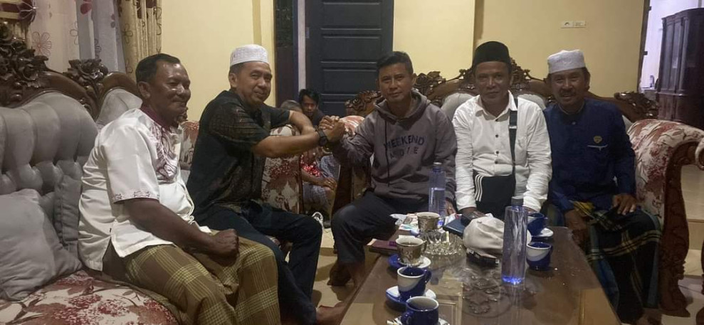 Hasil Survei Selalu Teratas, Tokoh Masyarakat Tembilahan Ramai-Ramai Nyatakan Sikap Siap Menangkan Fermadani