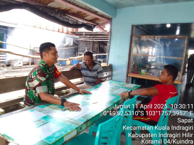 Koramil 04/Kuindra Terus Laksanakan Komsos untuk Meningkatkan Kesadaran Masyarakat dan Menjaga Hubungan Baik dengan Warga Desa
