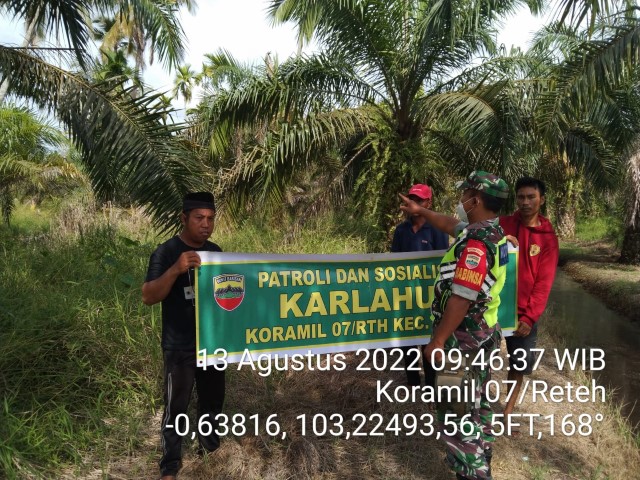 Antisipasi Kabut Asap, Babinsa 07/Reteh Gencarkan Patroli Karhutla