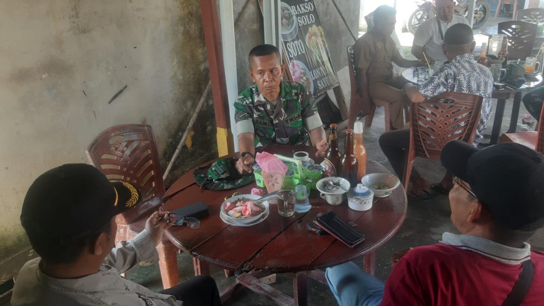 Jalin Silaturahmi Antar Sesama dan Jaga Kekompakan Melalui Komsos Koramil 07/Reteh