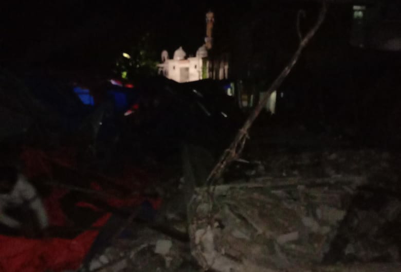 Tertimpa Reruntuhan, 3 Orang Tukang Bangunan di Tembilahan ini Masuk Rumah Sakit 