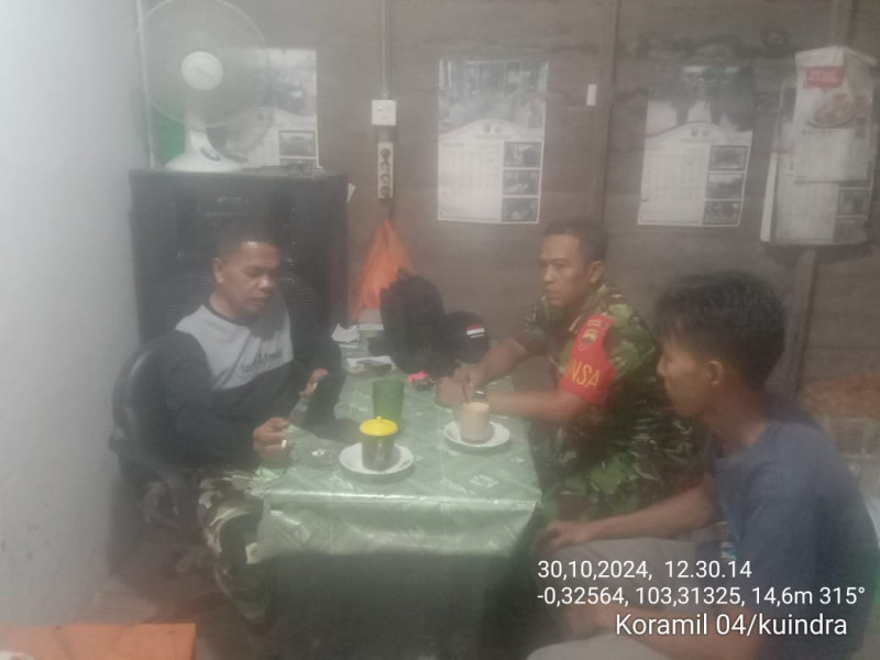 Wujudkan Kepedulian, Babinsa Koramil 04/Kuindra Ciptakan Tali Persaudaraan dan Tanam Jiwa Patriot