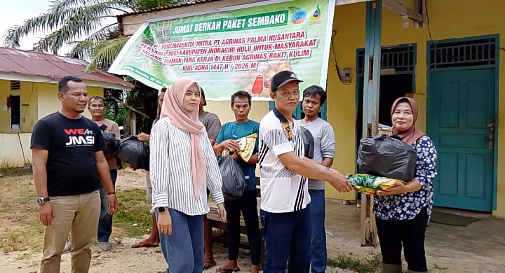 Pancawaskita dan Agrinas Perkuat Hubungan dengan Masyarakat Talang Mamak Lewat Bantuan Sembako