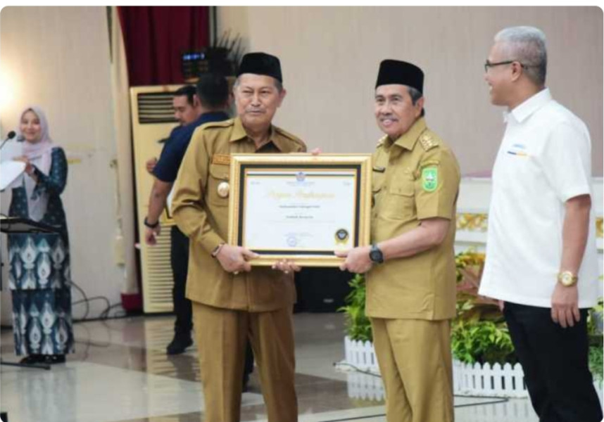 Pemda Inhil Raih 2 Piagam Penghargaan dari Kanwil DJPb Provinsi Riau.