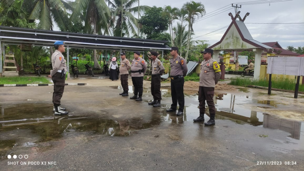 Bentuk Kedisiplinan Anggota Polsek Gaung Giat Apel Pagi