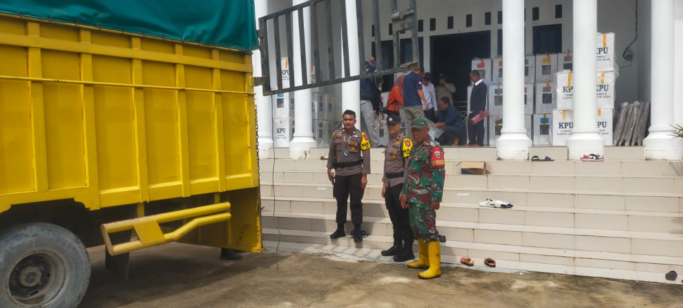 Koptu Nasrianto Terus Kawal Pendistribusian Logistik Pemilu 2024