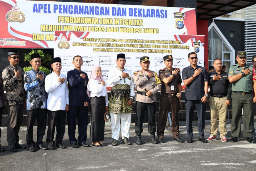 Pemkab Dukung Pencanangan Zona WBK WBBM Polres Kepulauan Meranti Pemkab Dukung Pencanangan Zona WBK WBBM Polres Kepulauan Meranti