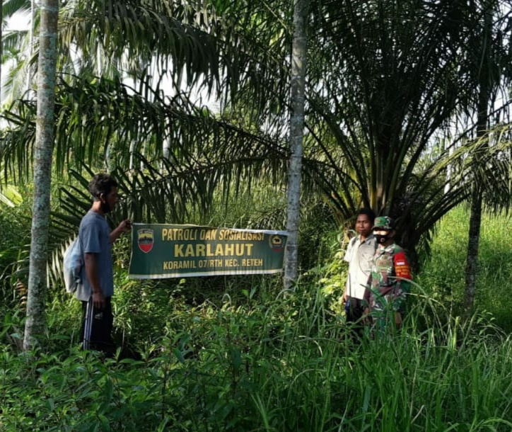Serda Johansah Himbau Lakukan Patroli Bekas Karhutla di Desa Seberang Kijang