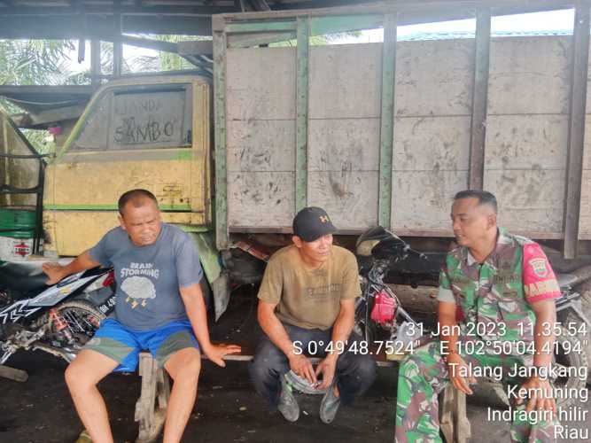 Jalin Hubungan Yang Harmonis, Serda Ramadhan Turun Ke Wilayah