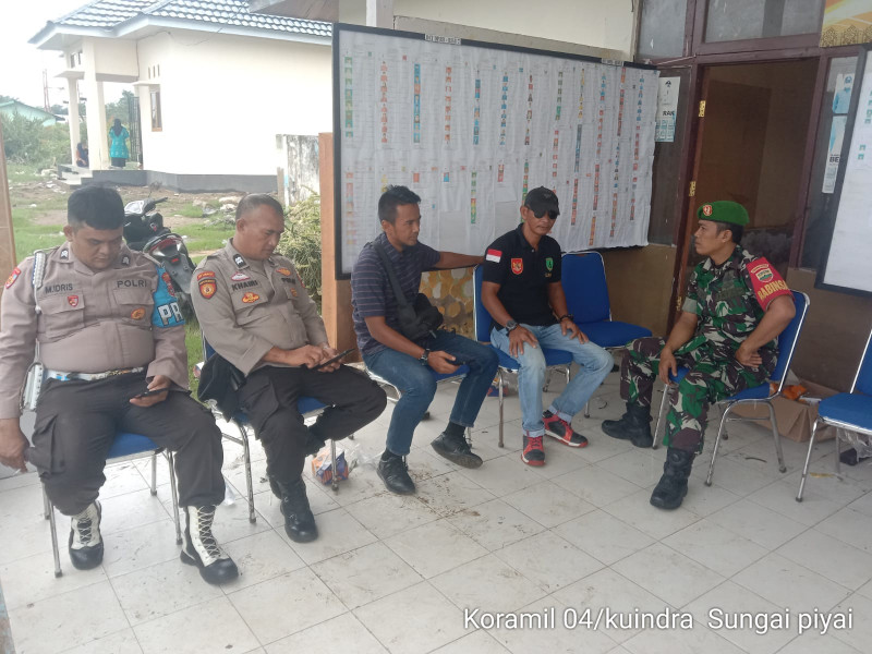 Babinsa Koramil 04/Kuindra Menyampaikan Kepada Masyarakat Untuk Saling Menghormati dan Menghargai Antar Sesama