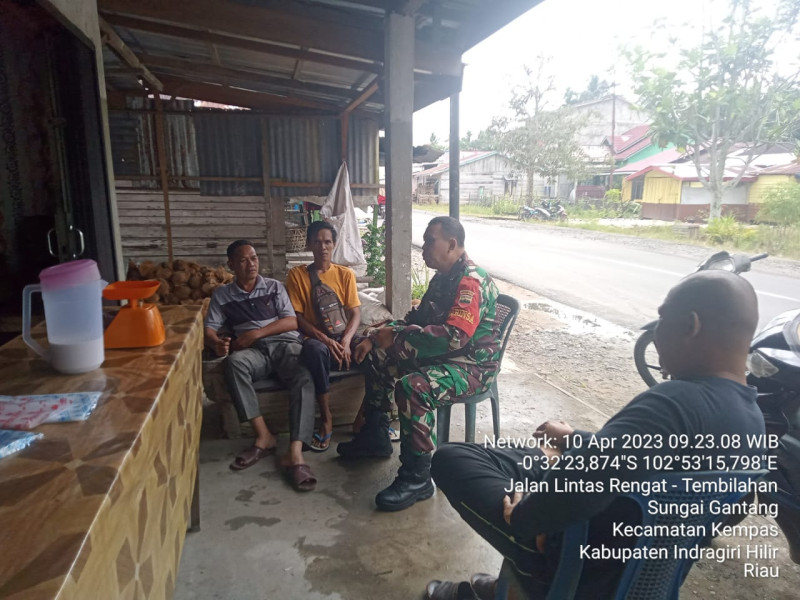 Melalui komunikasi sosial ini, langkah yang paling tepat di lakukan babinsa Koramil 03/Tpl dalam memberikan motivasi