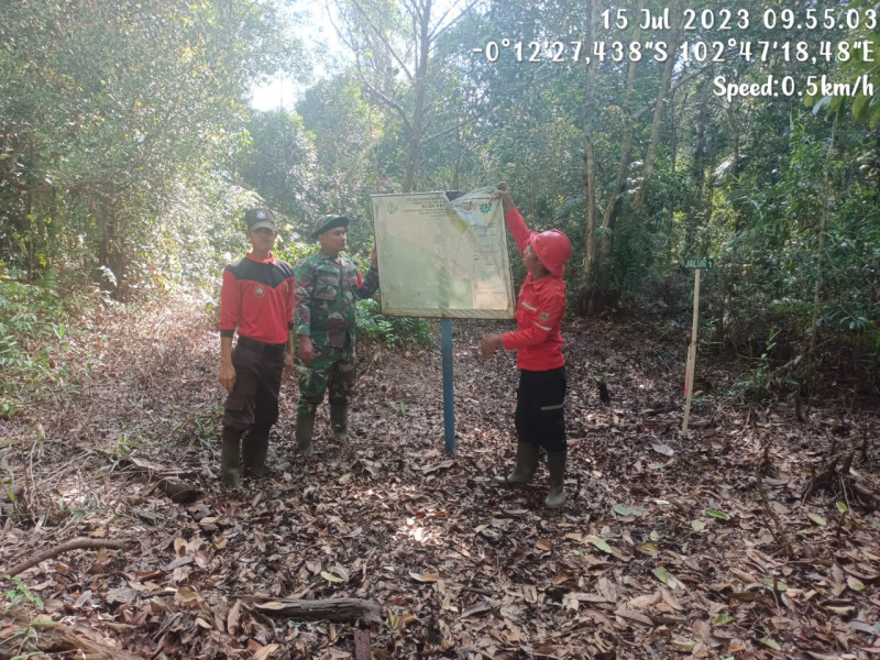 Sosialisasi Karhutla Terus Dilakukan Bhabinsa Koramil 05/Gas