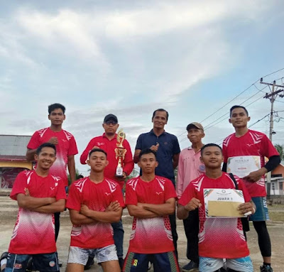 Prestasi Gemilang: Tim Voli Teluk Dalam Juara 1 di Kejuaraan Bola Voli
